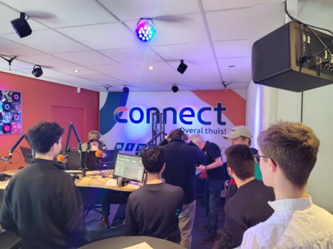 4d9a3d7e-099a-42bf-a0ac-23f11f981386